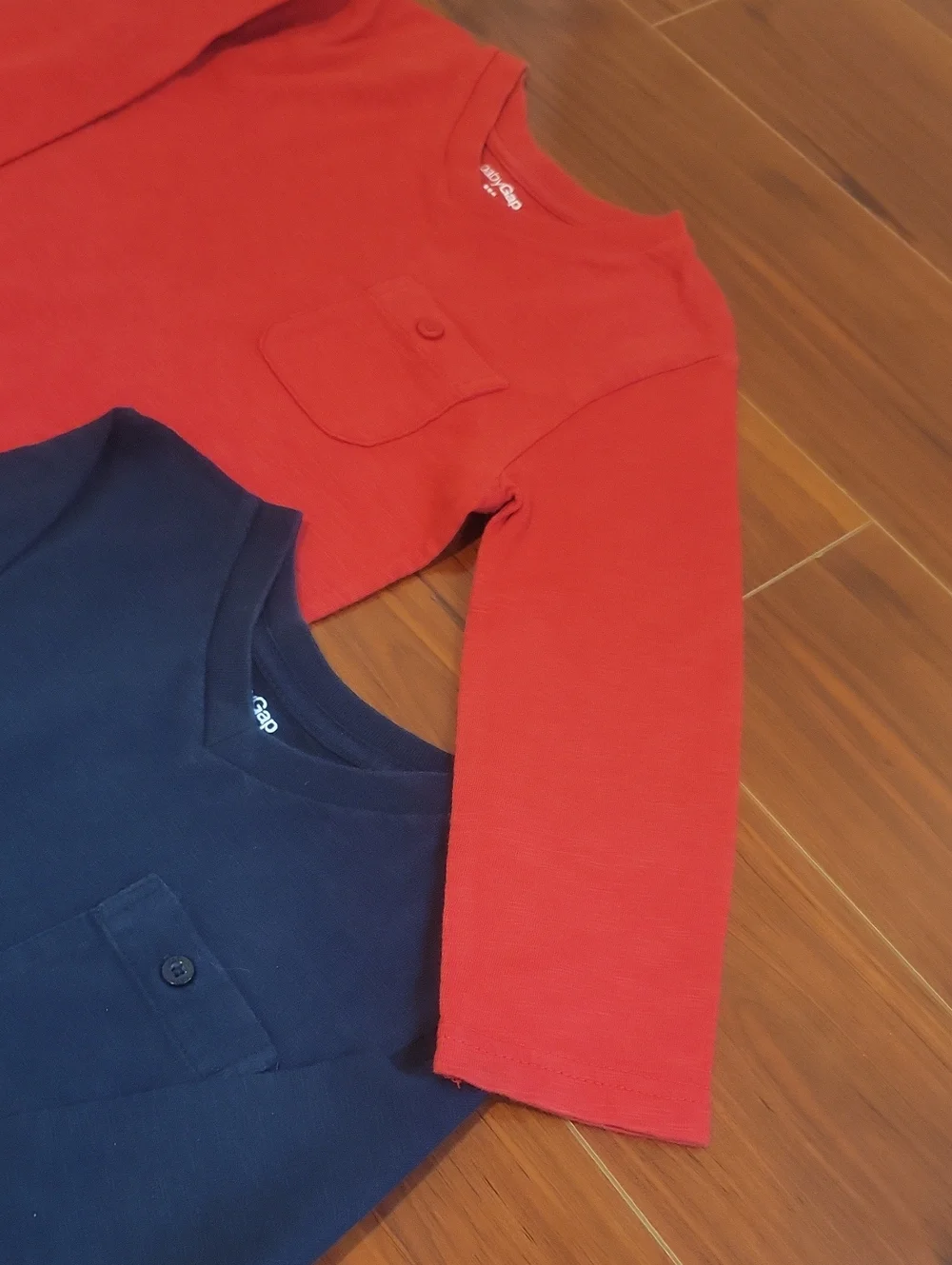 babyGAP Long Sleeve T-shirts Set of 2 Red/Blue Size 3T